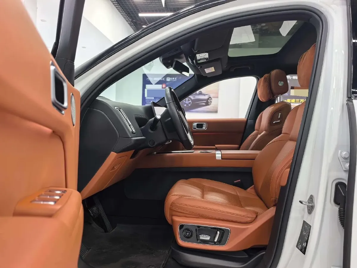 2023 Li L7 Range Extended 154HP REEV 40.9KWH,autocango,china used car exporter,china ev exporter,chinese used car exporter,chinese used ev exporter