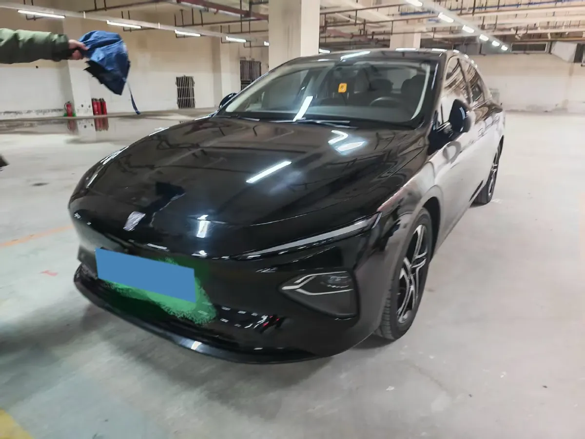 2023 Roewe D7 BEV 59.2KWH,autocango,china used car exporter,china ev exporter,chinese used car exporter,chinese used ev exporter