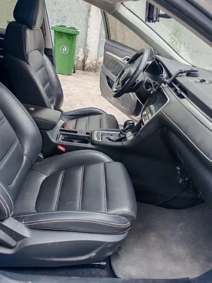 2019 MAXUS XinTu V80 2.5T 136HP L4 6AMT,autocango,china used car exporter,china ev exporter,chinese used car exporter,chinese used ev exporter