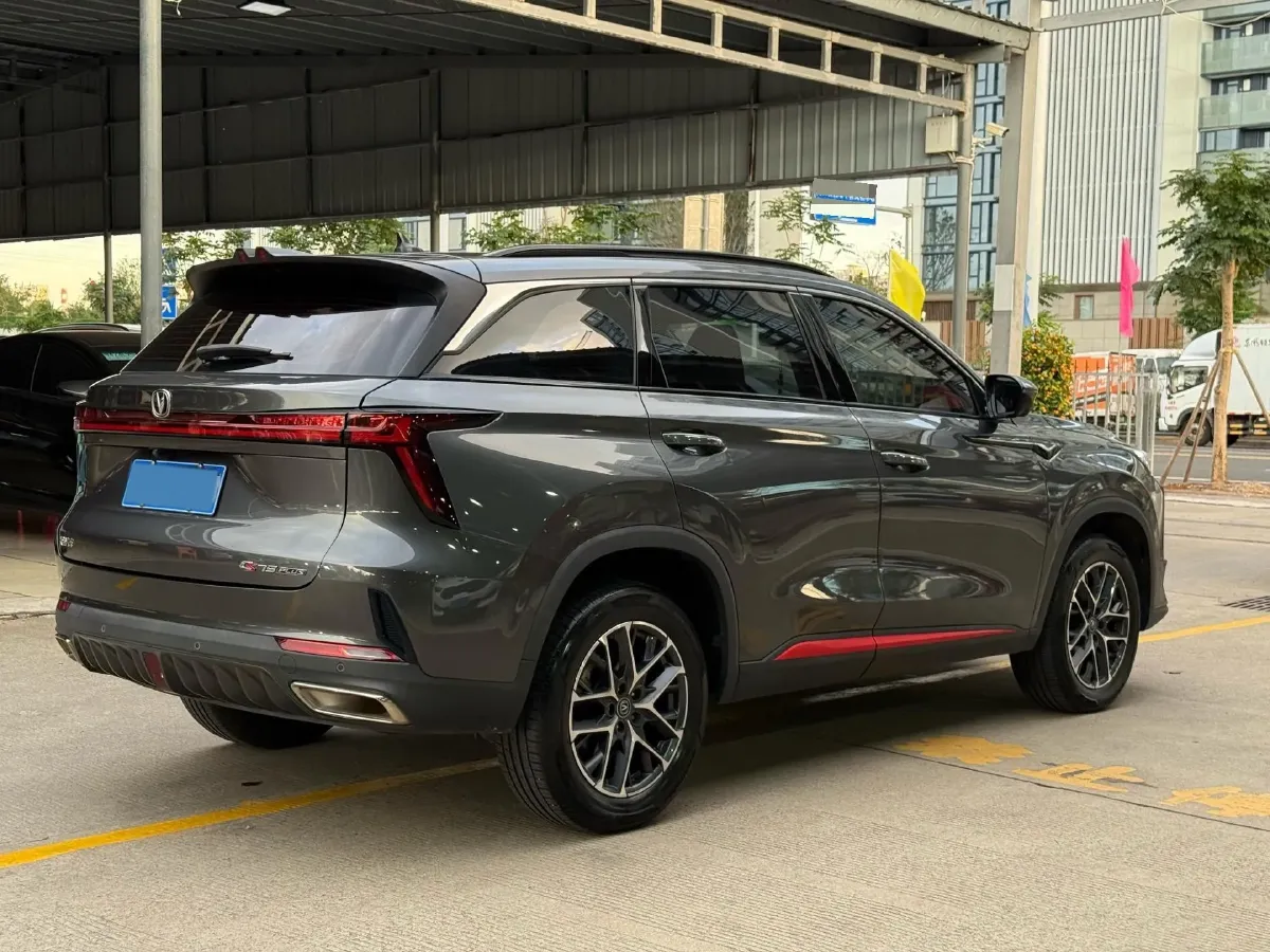 2022 ChangAn CS75 Plus 1.5T 188HP L4 8AT,autocango,china used car exporter,china ev exporter,chinese used car exporter,chinese used ev exporter