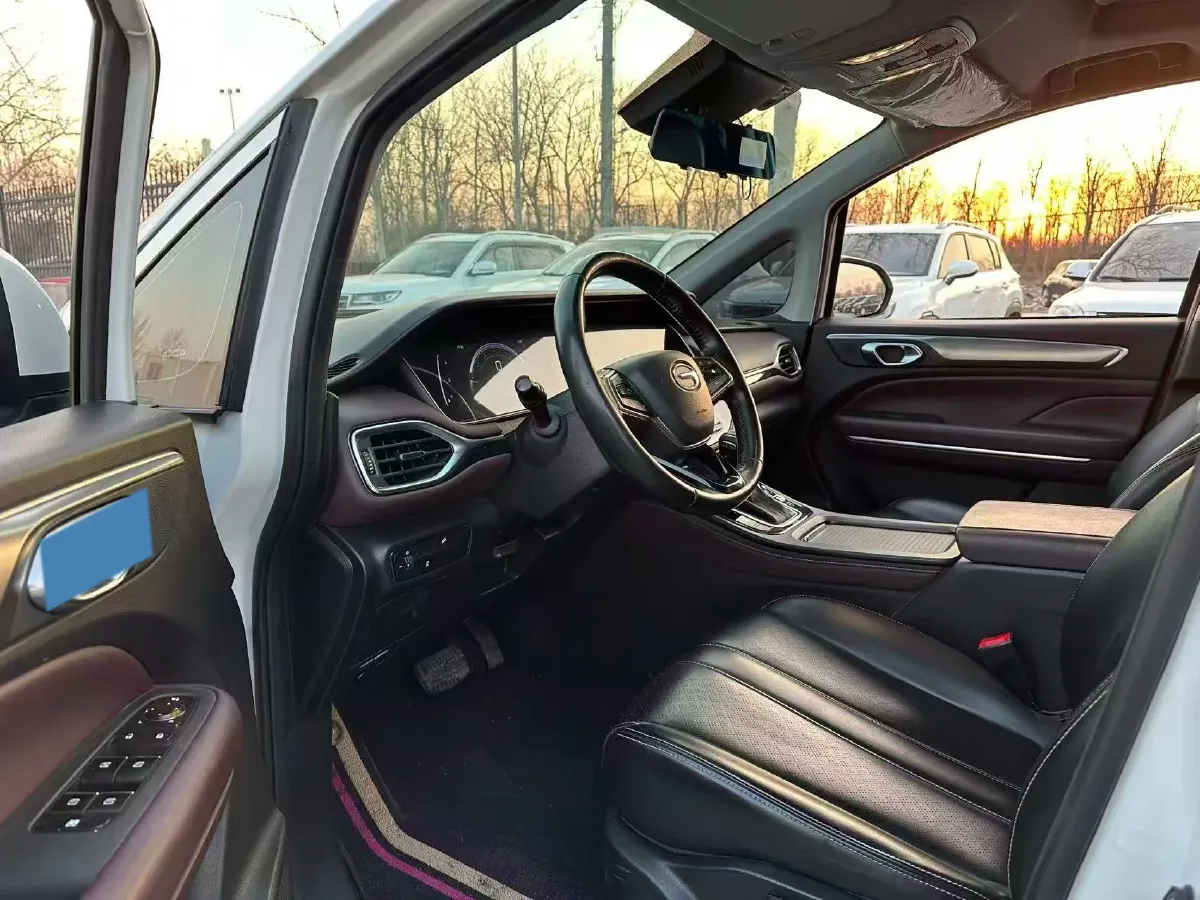 2021 GAC Trumpchi M6 1.5T 169HP L4 7DCT,autocango,china used car exporter,china ev exporter,chinese used car exporter,chinese used ev exporter