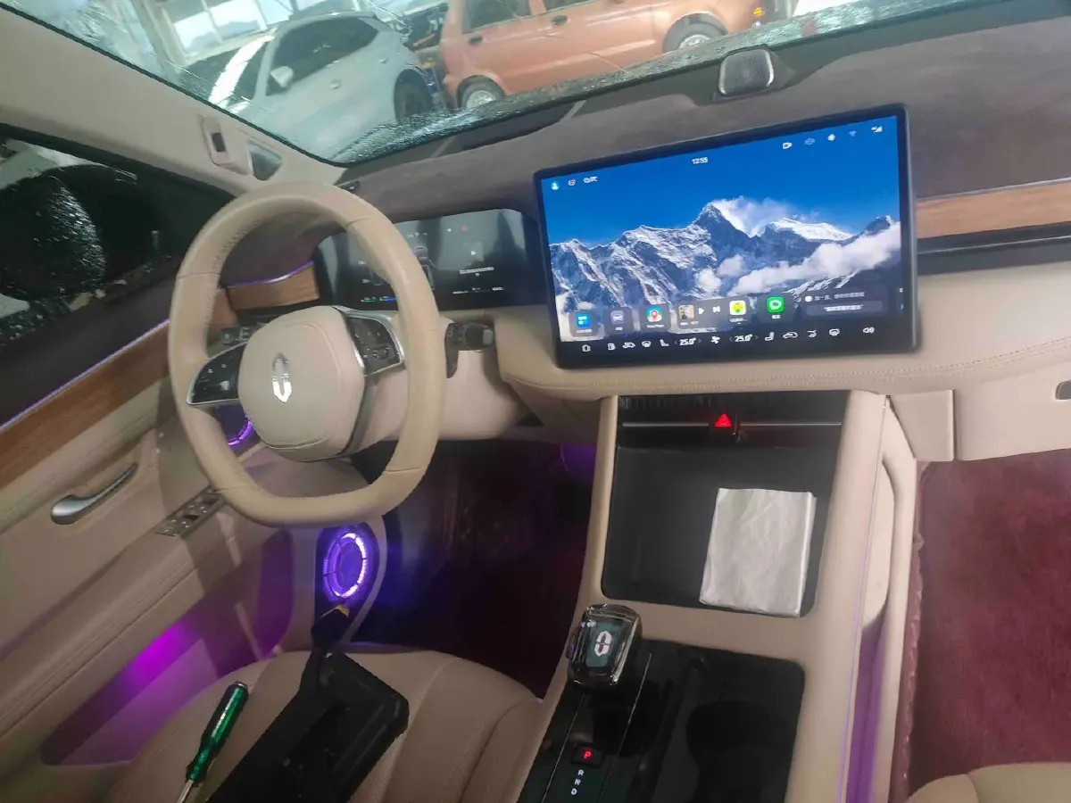 2024 Ford Transit 2.0T 143HP L4 9AT,autocango,china used car exporter,china ev exporter,chinese used car exporter,chinese used ev exporter