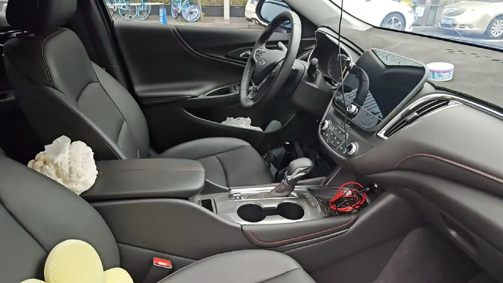 2023 Chevrolet Malibu XL 2.0T 237HP L4 9AT,autocango,china used car exporter,china ev exporter,chinese used car exporter,chinese used ev exporter