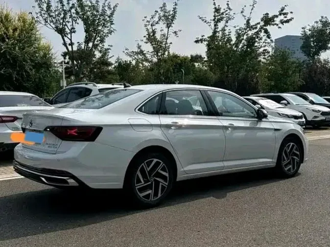 2025 Volkswagen Sagitar 1.5T 160HP L4 7DCT,autocango,china used car exporter,china ev exporter,chinese used car exporter,chinese used ev exporter