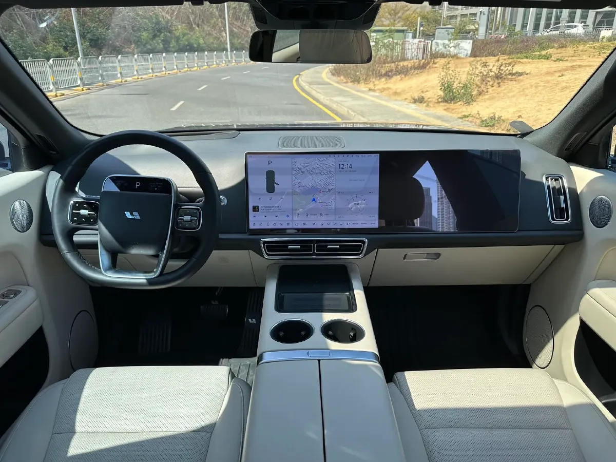 2022 Li L9 Range Extended 154HP REEV 42.6KWH,autocango,china used car exporter,china ev exporter,chinese used car exporter,chinese used ev exporter