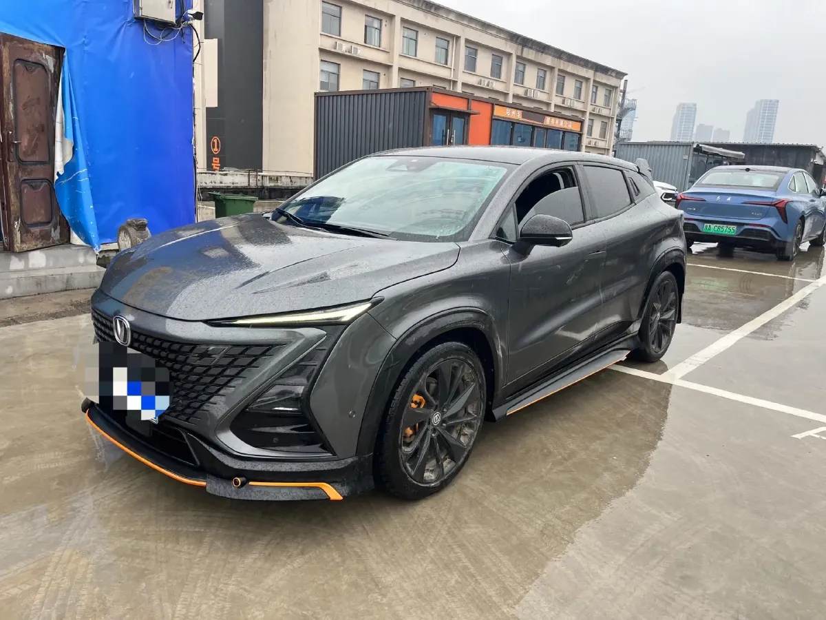2021 ChangAn UNI-T 1.5T 180HP L4 7DCT,autocango,china used car exporter,china ev exporter,chinese used car exporter,chinese used ev exporter