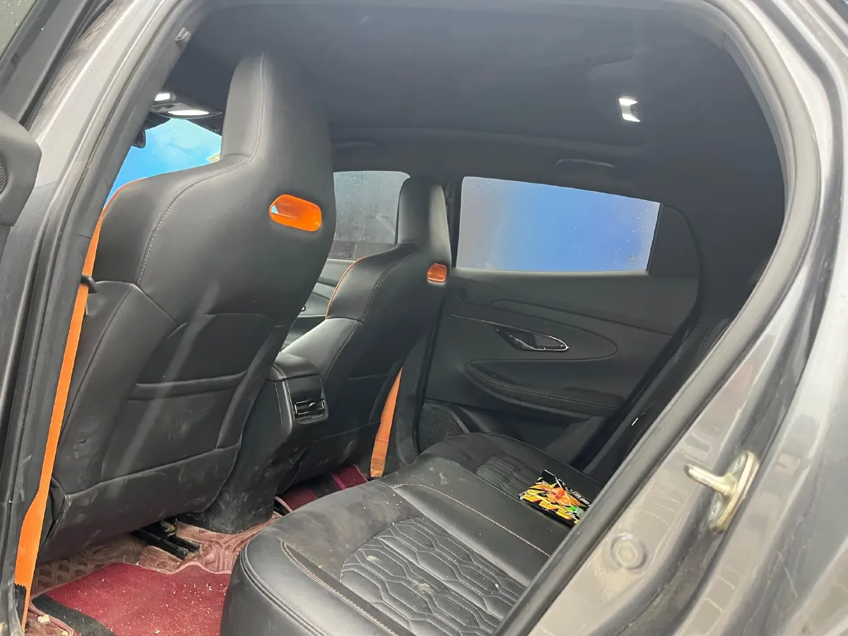 2021 ChangAn UNI-T 1.5T 180HP L4 7DCT,autocango,china used car exporter,china ev exporter,chinese used car exporter,chinese used ev exporter