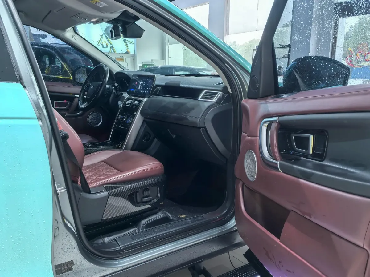 2019 Land Rover Discovery Sport 2.0T 241HP L4 9AT,autocango,china used car exporter,china ev exporter,chinese used car exporter,chinese used ev exporter