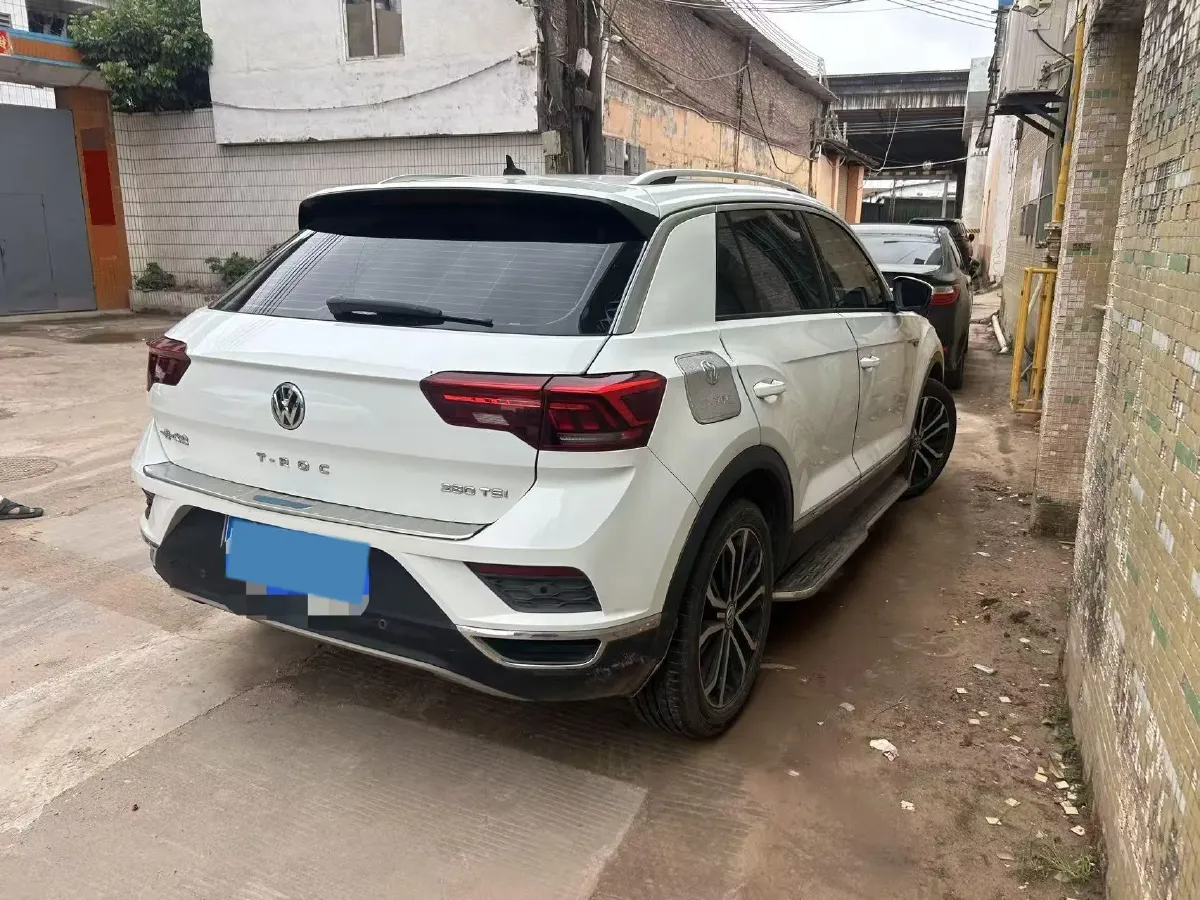 2020 Volkswagen T-Roc 1.4T 150HP L4 7DCT,autocango,china used car exporter,china ev exporter,chinese used car exporter,chinese used ev exporter