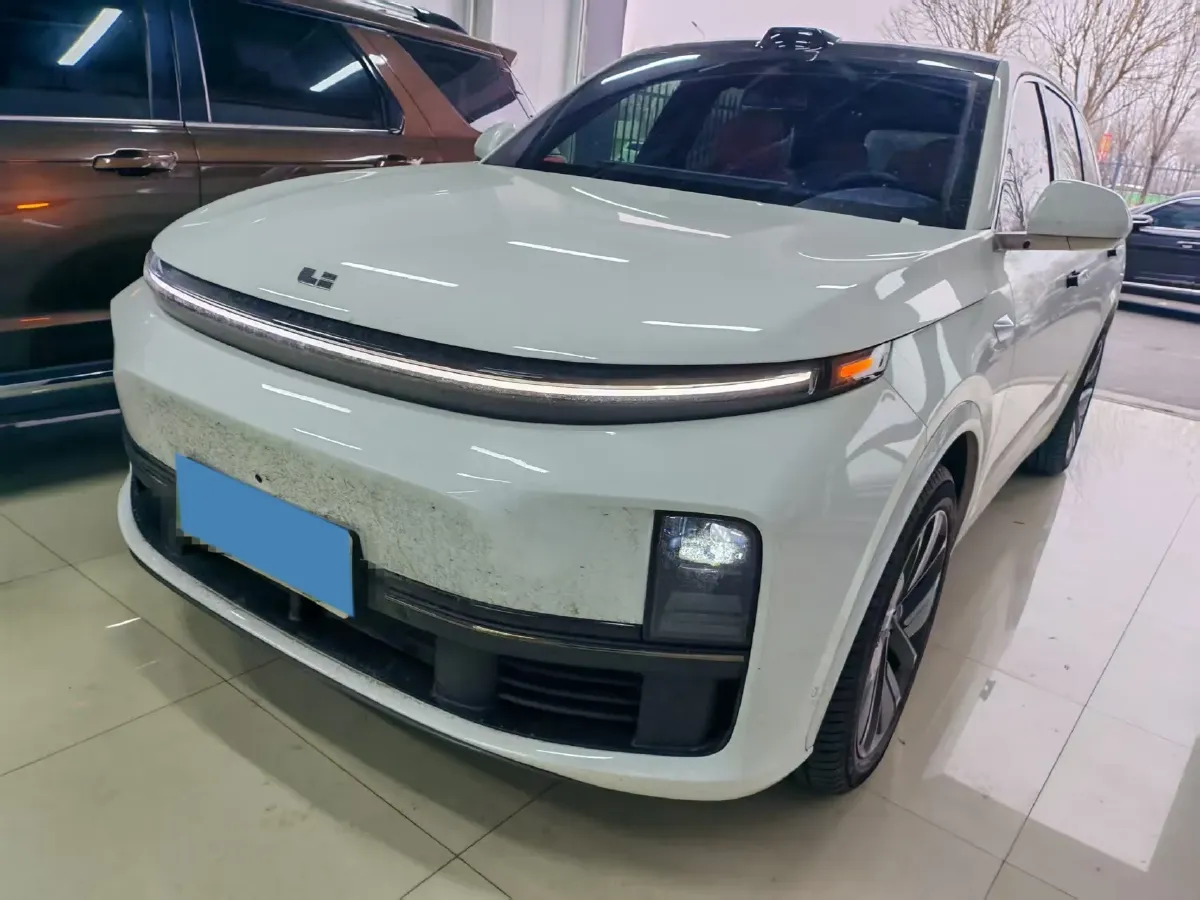 2024 Li L8 Range Extended 154HP REEV 52.3KWH,autocango,china used car exporter,china ev exporter,chinese used car exporter,chinese used ev exporter