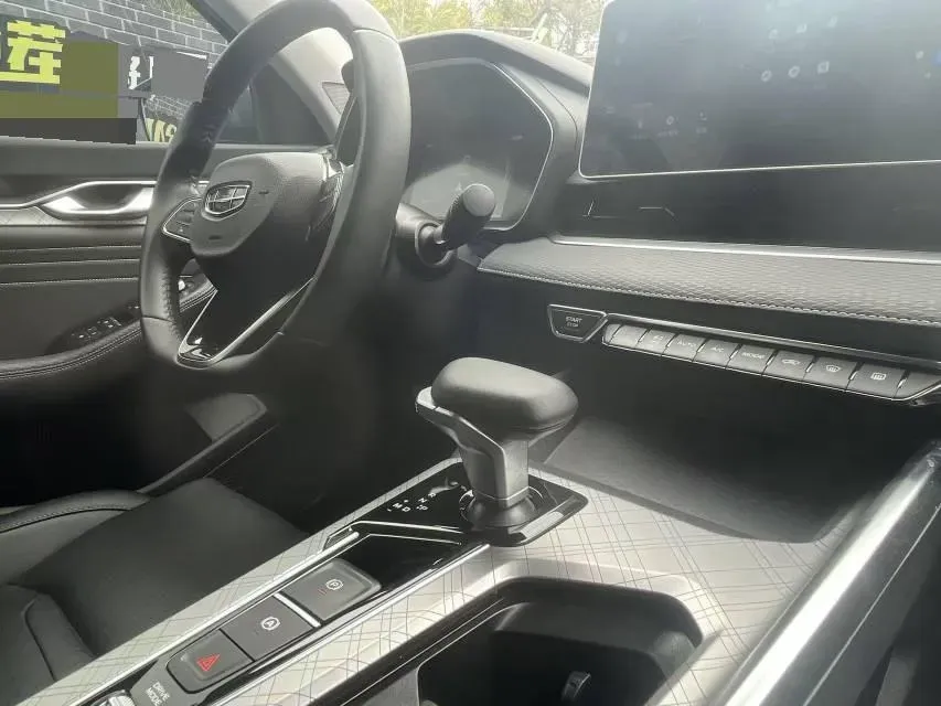 2023 Geely Preface 2.0T 190HP L4 7DCT,autocango,china used car exporter,china ev exporter,chinese used car exporter,chinese used ev exporter