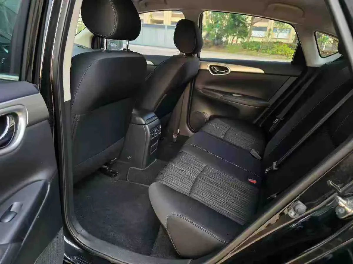2021 Nissan Sylphy 1.6L 122HP L4 CVT,autocango,china used car exporter,china ev exporter,chinese used car exporter,chinese used ev exporter