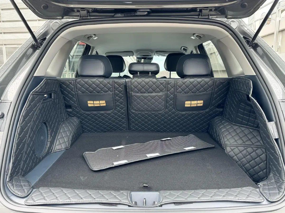 2024 YuanChen Super Van BEV 51KWH,autocango,china used car exporter,china ev exporter,chinese used car exporter,chinese used ev exporter