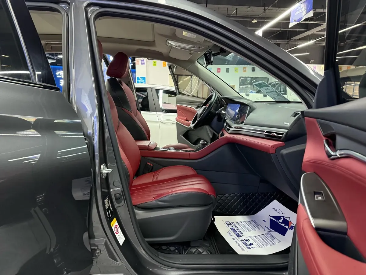 2020 ChangAn CS75 Plus 1.5T 178HP L4 6AT,autocango,china used car exporter,china ev exporter,chinese used car exporter,chinese used ev exporter