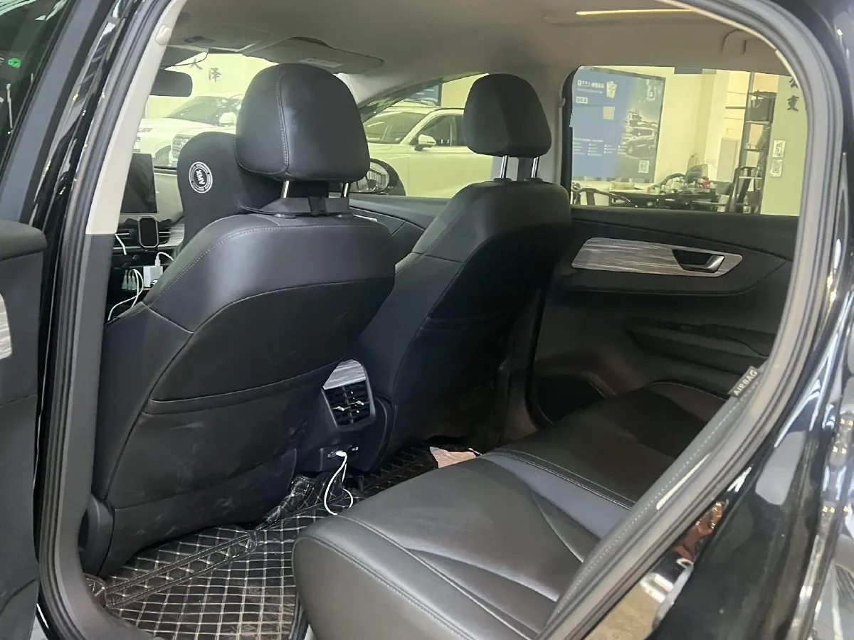 2023 HongQi E-QM5 BEV 82KWH,autocango,china used car exporter,china ev exporter,chinese used car exporter,chinese used ev exporter