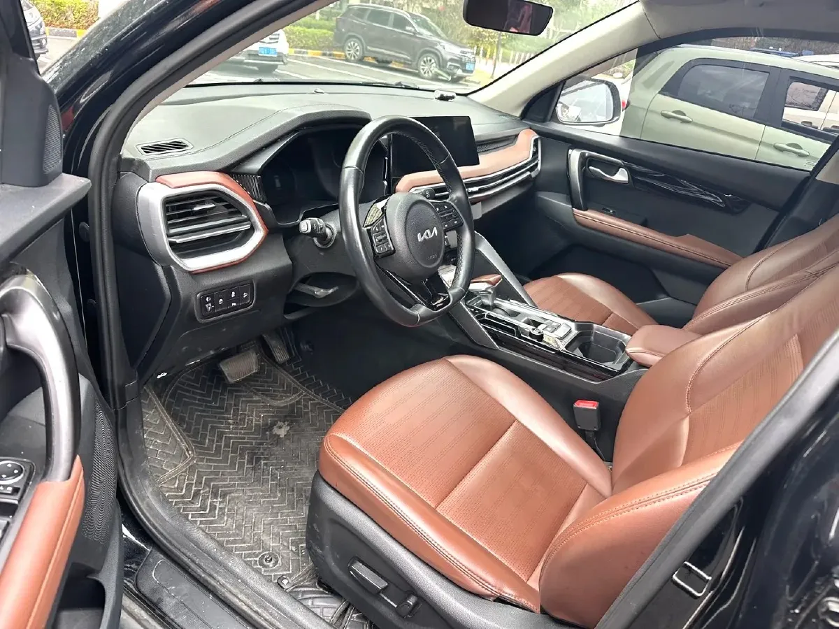 2021 Kia Sportage R 2.0L 161HP L4 6AT,autocango,china used car exporter,china ev exporter,chinese used car exporter,chinese used ev exporter