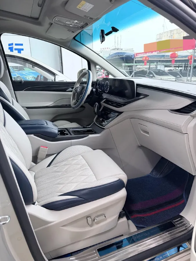 2021 Buick GL8 2.0T 237HP L4 9AT,autocango,china used car exporter,china ev exporter,chinese used car exporter,chinese used ev exporter