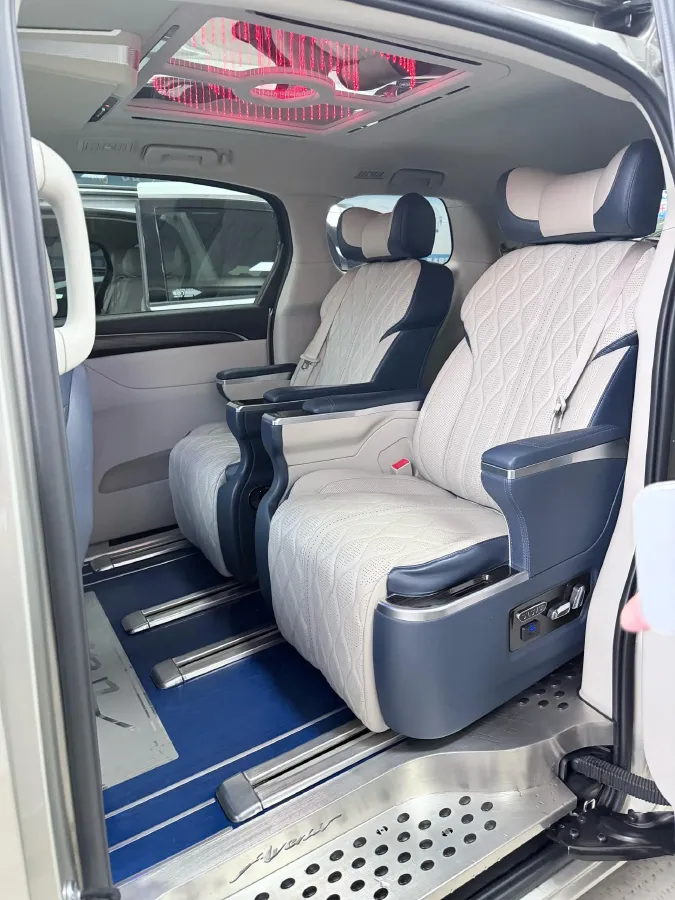 2021 Buick GL8 2.0T 237HP L4 9AT,autocango,china used car exporter,china ev exporter,chinese used car exporter,chinese used ev exporter