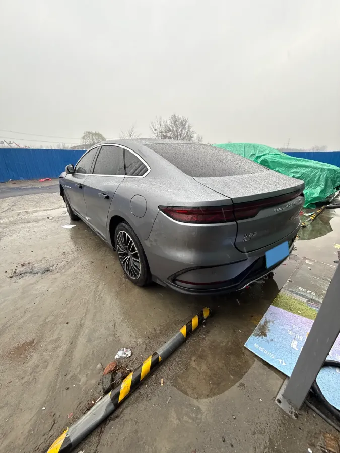 2022 Volkswagen Tiguan L 2.0T 186HP L4 7DCT,autocango,china used car exporter,china ev exporter,chinese used car exporter,chinese used ev exporter