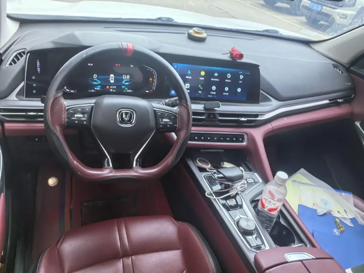 2020 ChangAn CS75 Plus 2.0T 233HP L4 8AT,autocango,china used car exporter,china ev exporter,chinese used car exporter,chinese used ev exporter