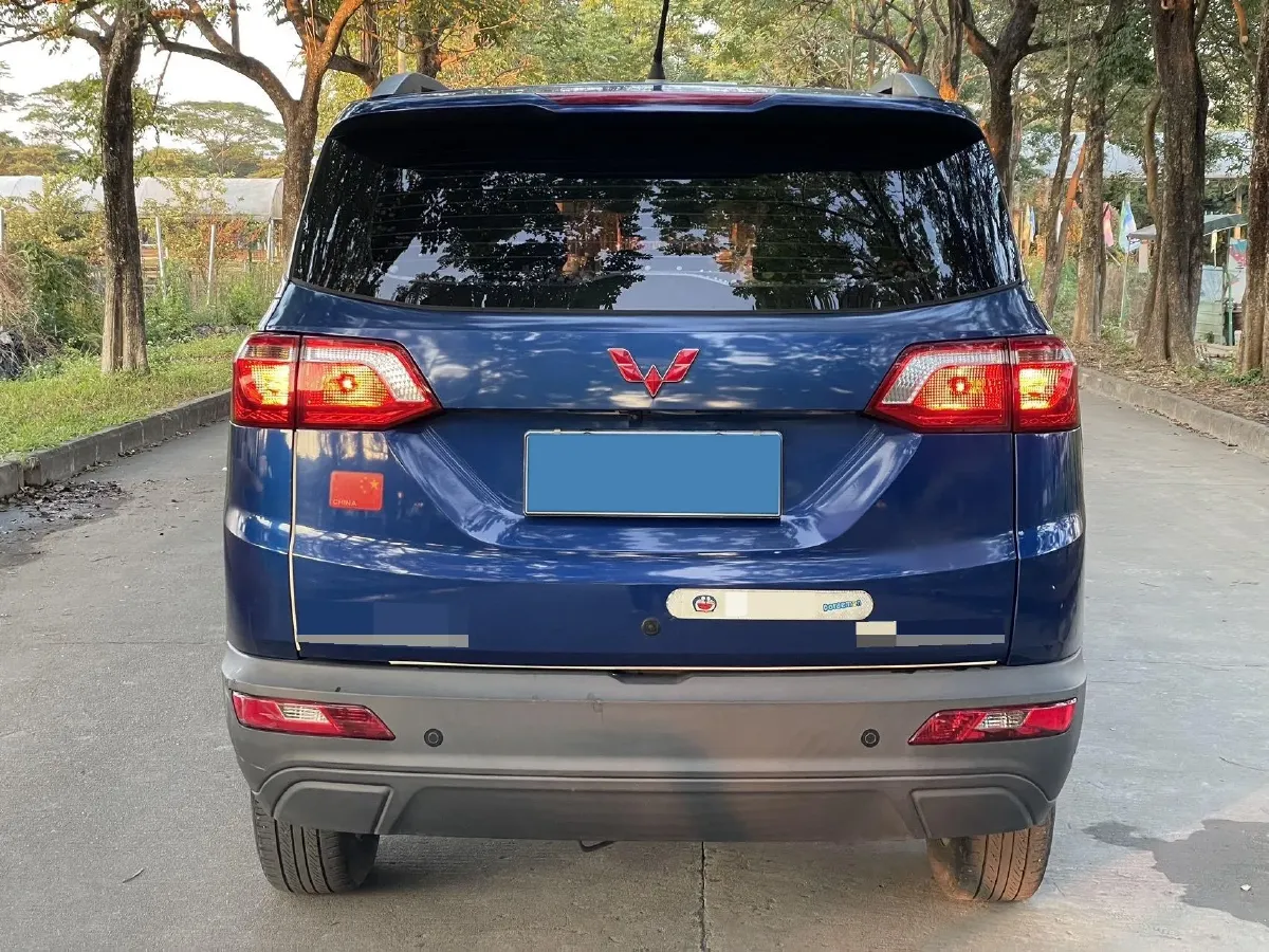 2019 WuLing HongGuang S3 1.5L 99HP L4 6MT,autocango,china used car exporter,china ev exporter,chinese used car exporter,chinese used ev exporter