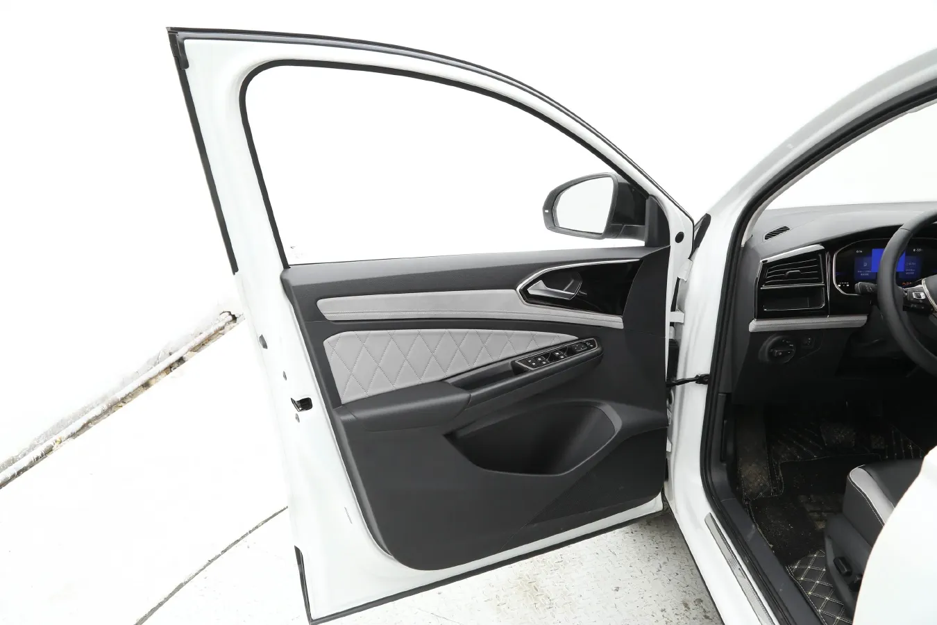 2022 Jetta VS7 1.4T 150HP L4 6AT,autocango,china used car exporter,china ev exporter,chinese used car exporter,chinese used ev exporter