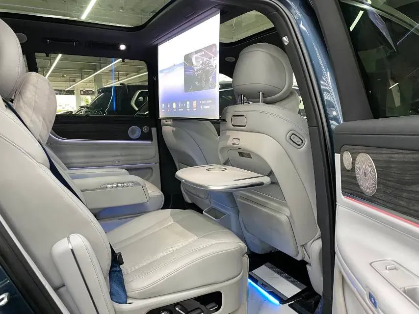 2024 AITO AITO M9 1.5T 152HP L4 REEV 42KWH,autocango,china used car exporter,china ev exporter,chinese used car exporter,chinese used ev exporter