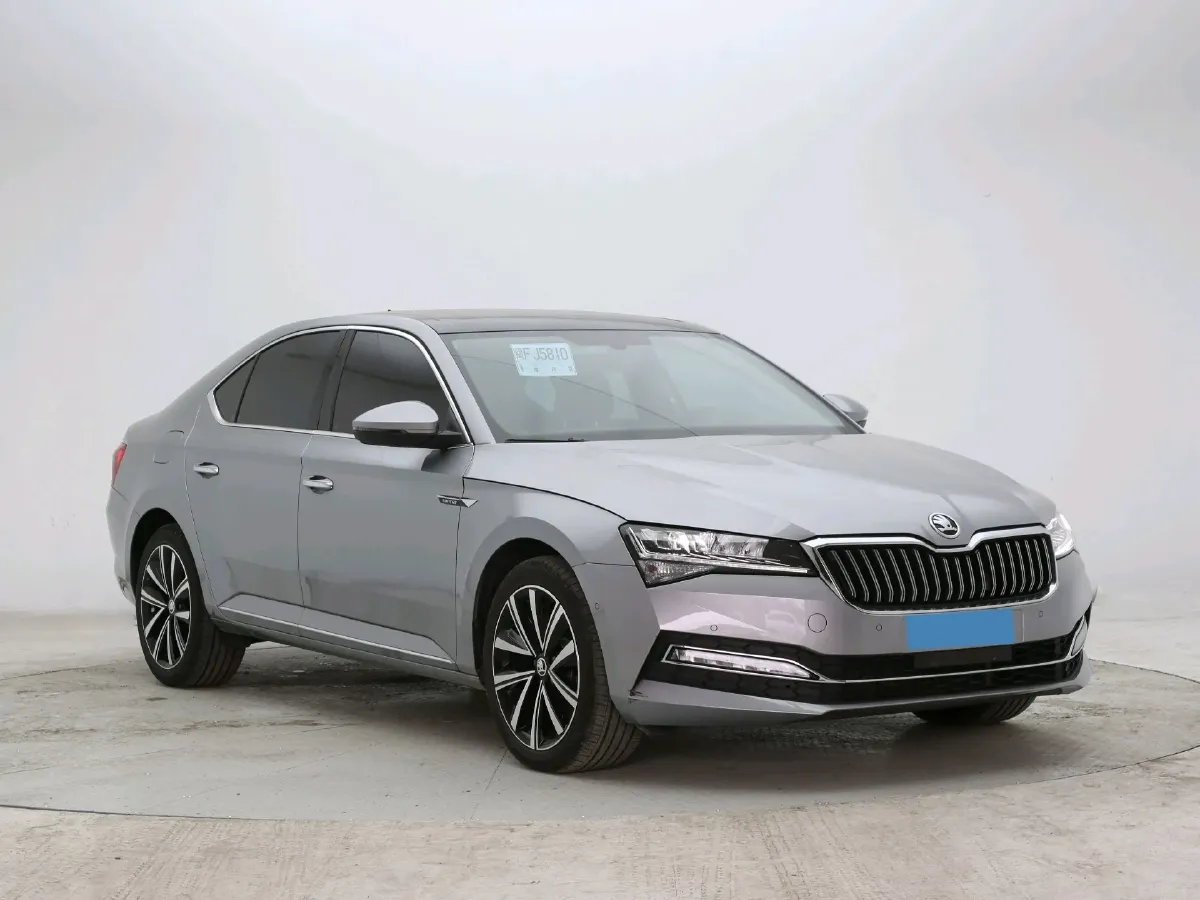 2024 Skoda Superb 1.4T 150HP L4 7DCT,autocango,china used car exporter,china ev exporter,chinese used car exporter,chinese used ev exporter