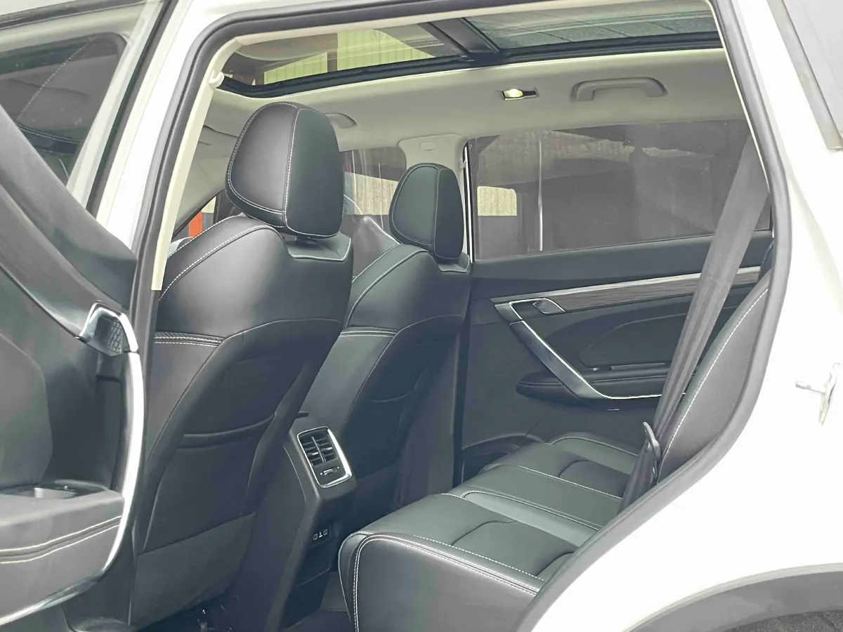 2020 Geely Azkarra 1.8T 184HP L4 7DCT,autocango,china used car exporter,china ev exporter,chinese used car exporter,chinese used ev exporter