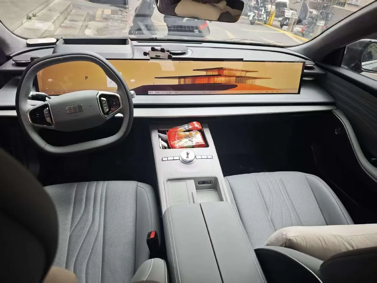 2024 Geely Galaxy E8 BEV 62KWH,autocango,china used car exporter,china ev exporter,chinese used car exporter,chinese used ev exporter