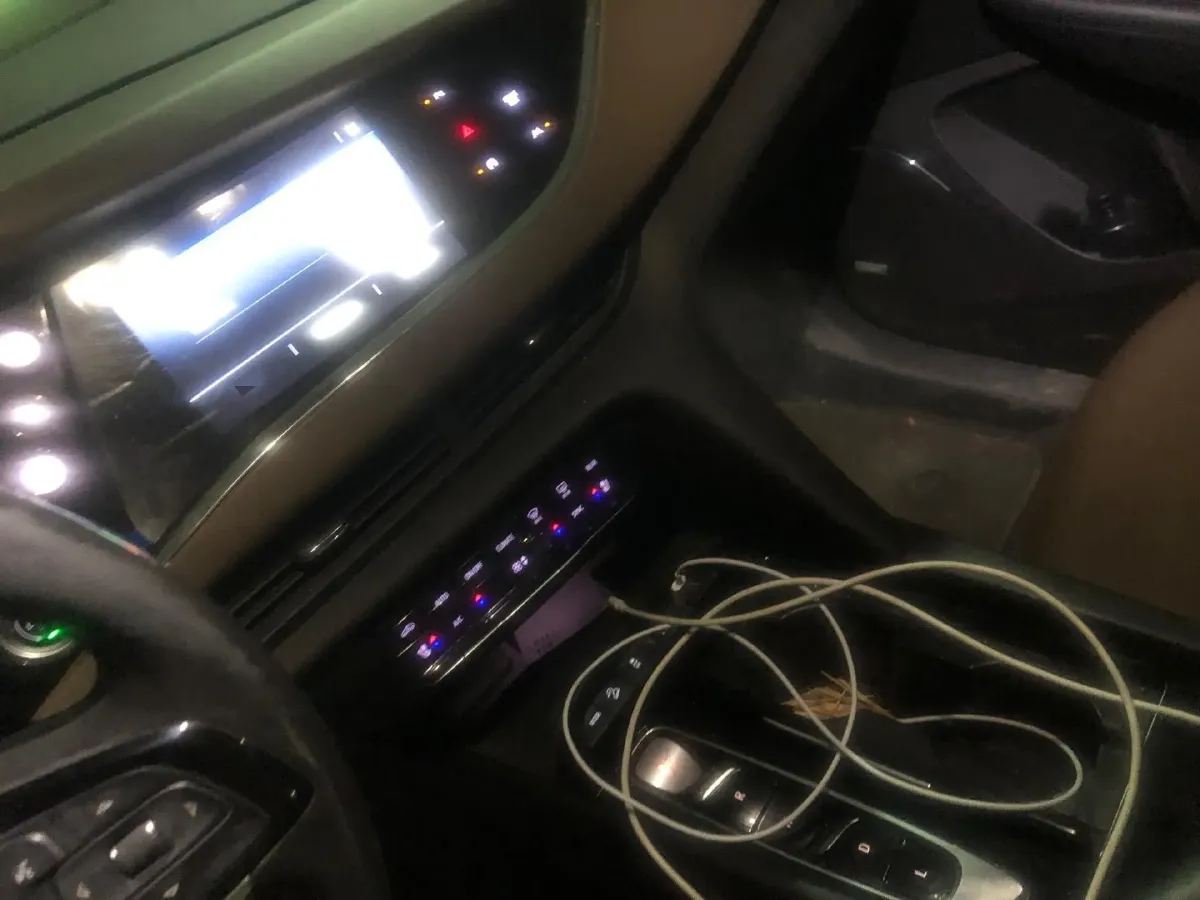 2020 Buick Enclave 2.0T 237HP L4 9AT,autocango,china used car exporter,china ev exporter,chinese used car exporter,chinese used ev exporter