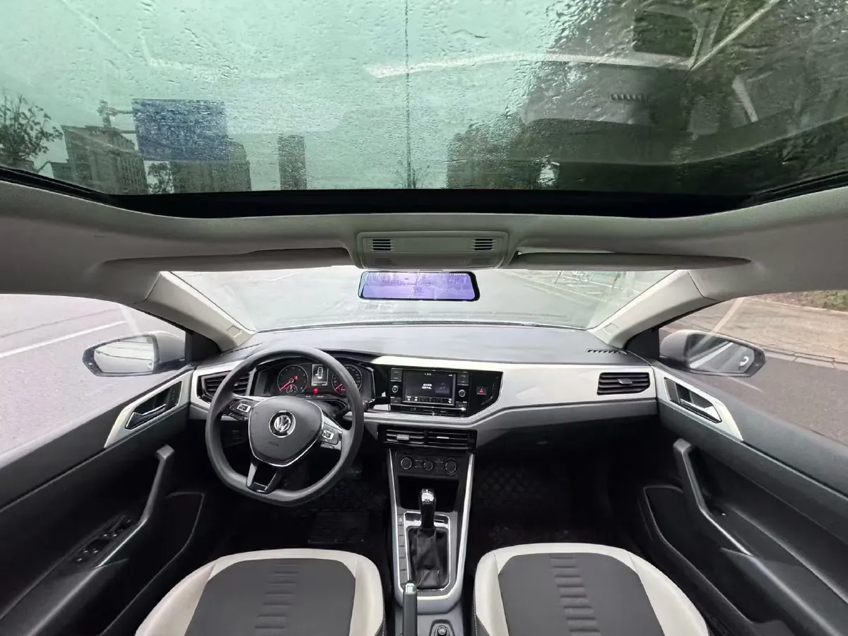 2019 Volkswagen Polo 1.5L 113HP L4 6AT,autocango,china used car exporter,china ev exporter,chinese used car exporter,chinese used ev exporter