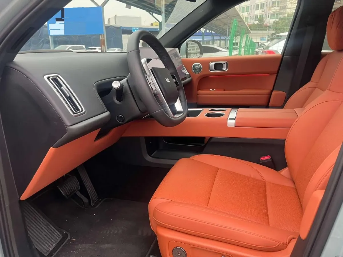 2025 Li L6 Range Extended 154HP L4 REEV,autocango,china used car exporter,china ev exporter,chinese used car exporter,chinese used ev exporter