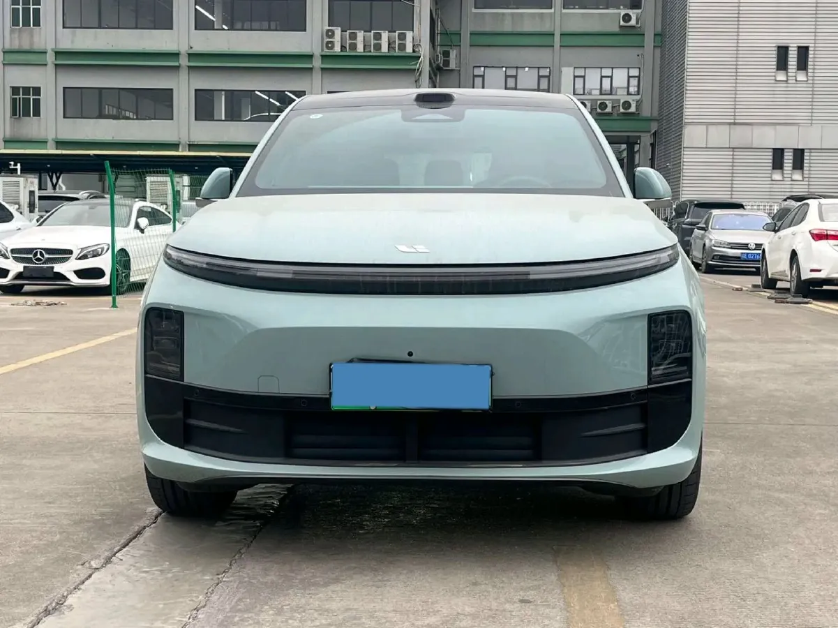2025 Li L6 Range Extended 154HP L4 REEV,autocango,china used car exporter,china ev exporter,chinese used car exporter,chinese used ev exporter