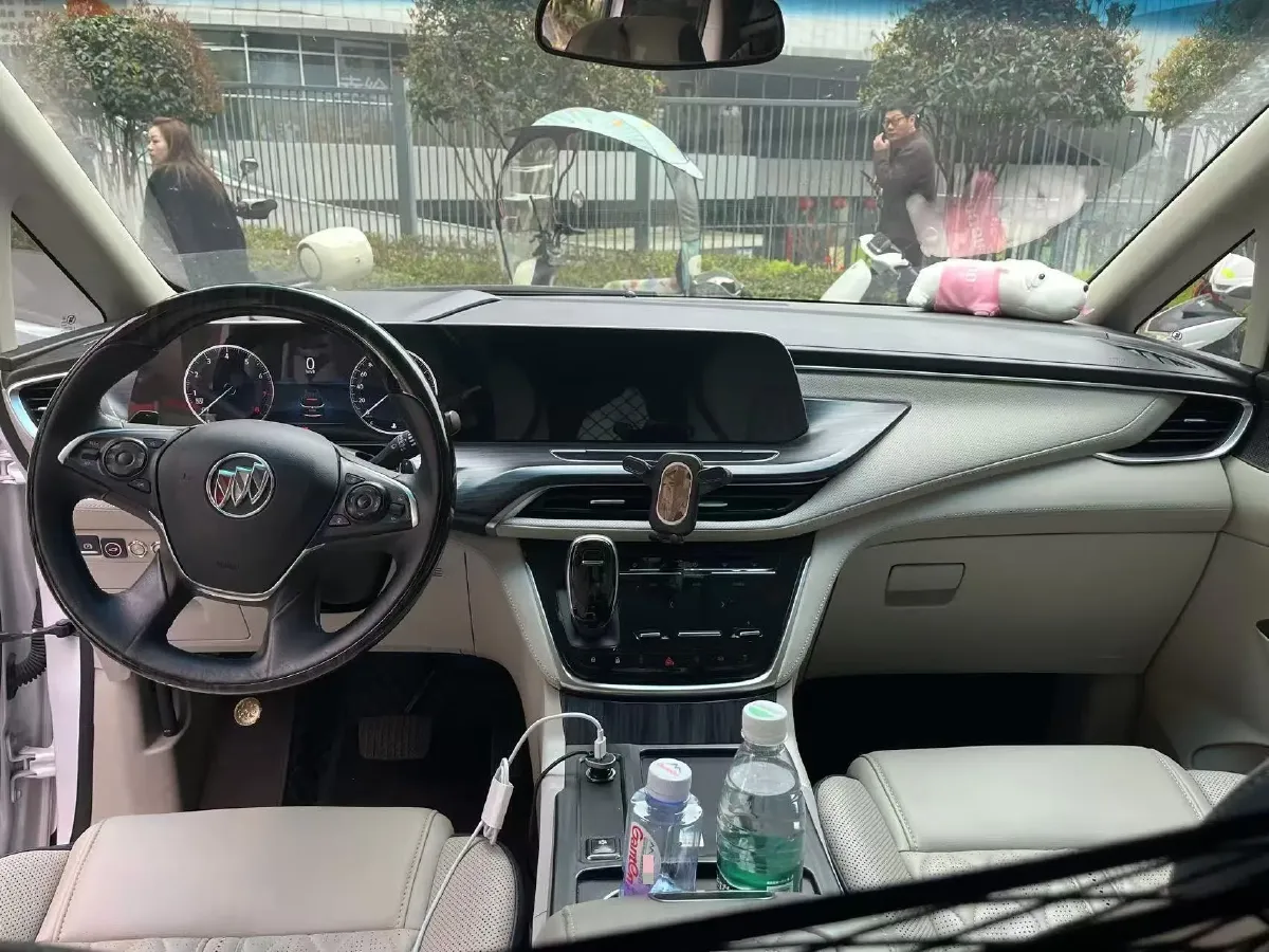 2021 Buick GL8 2.0T 237HP L4 9AT,autocango,china used car exporter,china ev exporter,chinese used car exporter,chinese used ev exporter