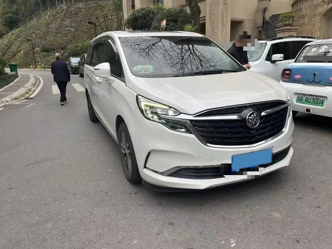 2021 Buick GL8 2.0T 237HP L4 9AT,autocango,china used car exporter,china ev exporter,chinese used car exporter,chinese used ev exporter