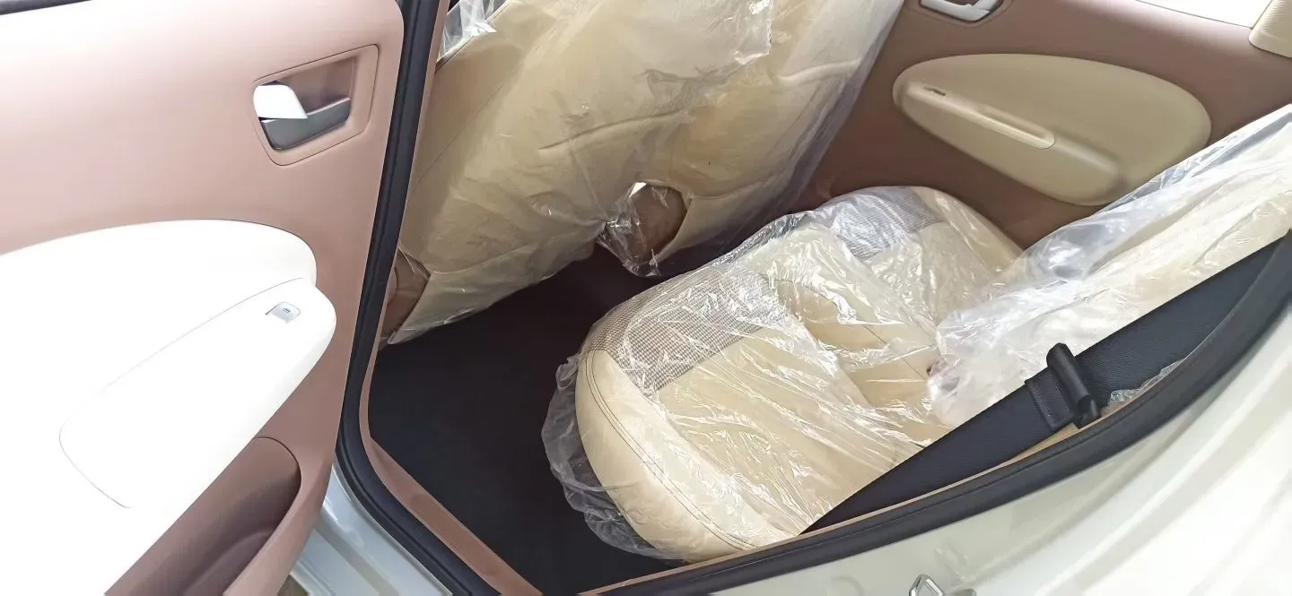 2025 WuLing HongGuang MINI EV BEV 16.2KWH,autocango,china used car exporter,china ev exporter,chinese used car exporter,chinese used ev exporter