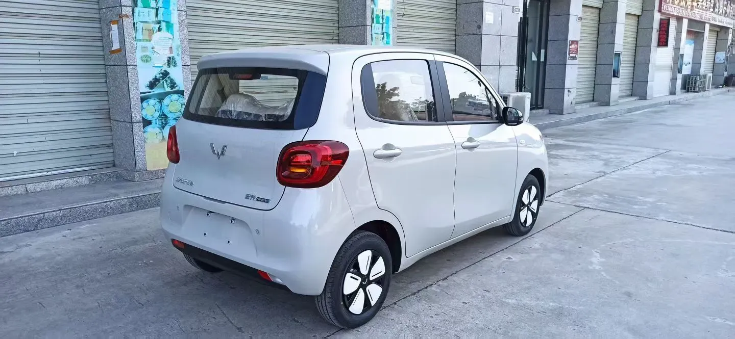 2025 WuLing HongGuang MINI EV BEV 16.2KWH,autocango,china used car exporter,china ev exporter,chinese used car exporter,chinese used ev exporter