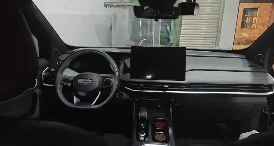 2024 Geely Okavango L 2.0T 218HP L4 7DCT,autocango,china used car exporter,china ev exporter,chinese used car exporter,chinese used ev exporter