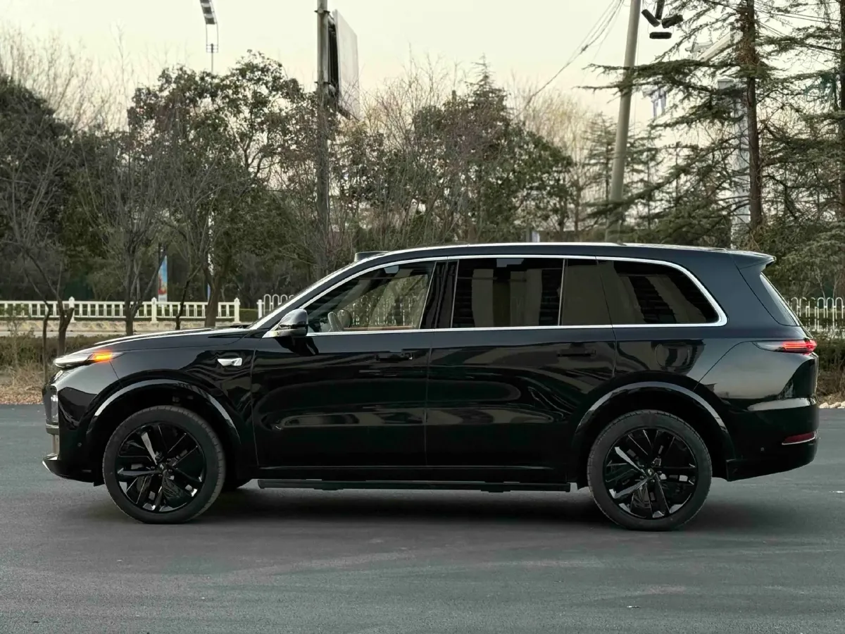 2022 Li L9 Range Extended 154HP REEV 42.6KWH,autocango,china used car exporter,china ev exporter,chinese used car exporter,chinese used ev exporter