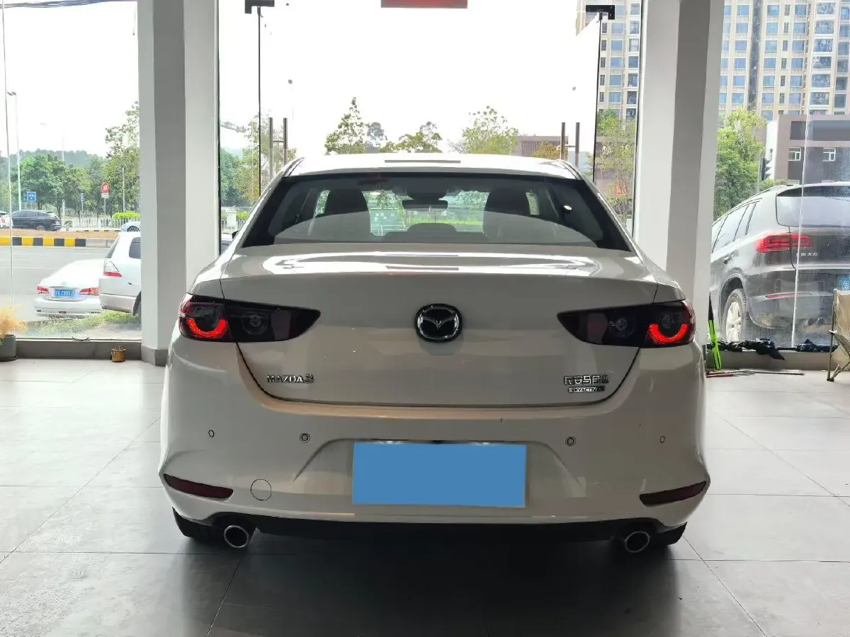 2022 Mazda 3 Axela 2.0L 158HP L4 6AT,autocango,china used car exporter,china ev exporter,chinese used car exporter,chinese used ev exporter