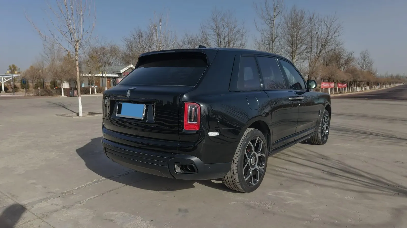2018 Rolls-Royce Cullinan 6.7T 571HP V12 8AT,autocango,china used car exporter,china ev exporter,chinese used car exporter,chinese used ev exporter