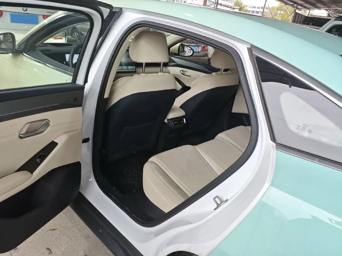 2025 BYD QinL BEV,autocango,china used car exporter,china ev exporter,chinese used car exporter,chinese used ev exporter