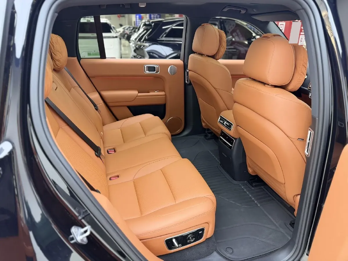 2023 Li L7 Range Extended 154HP REEV 40.9KWH,autocango,china used car exporter,china ev exporter,chinese used car exporter,chinese used ev exporter