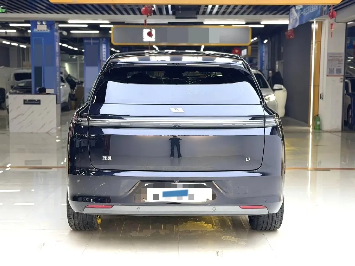 2023 Li L7 Range Extended 154HP REEV 40.9KWH,autocango,china used car exporter,china ev exporter,chinese used car exporter,chinese used ev exporter