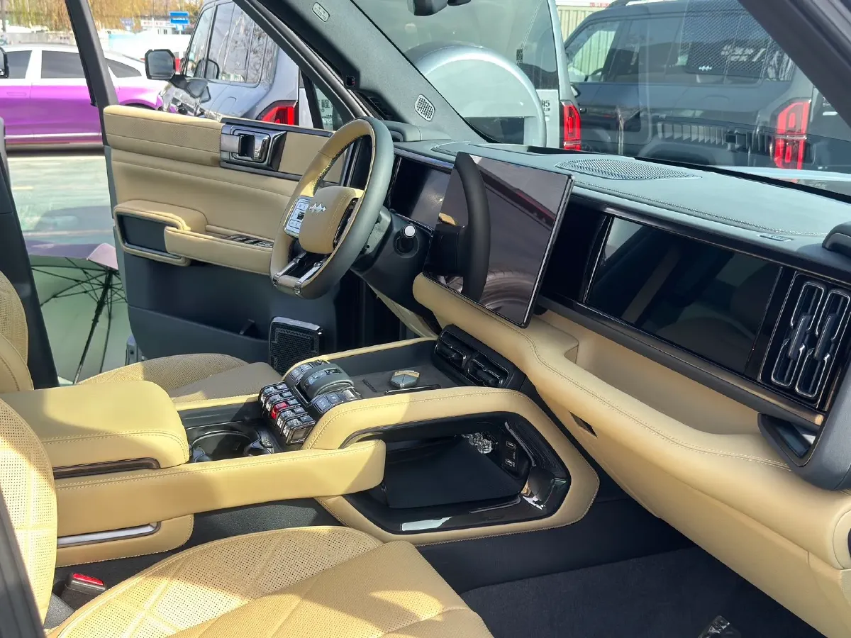 2023 Toyota Crown Kluger 2.5L 189HP L4 E-CVT Hybrid,autocango,china used car exporter,china ev exporter,chinese used car exporter,chinese used ev exporter