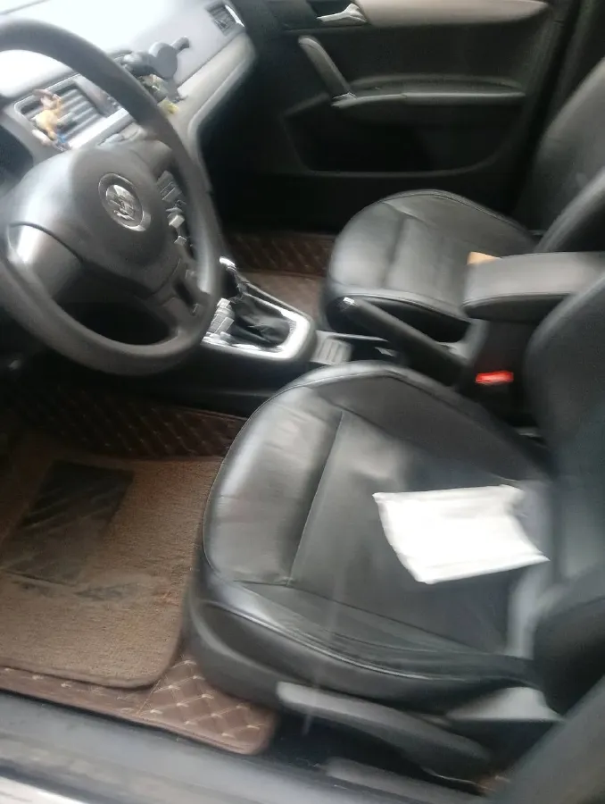 2013 Volkswagen Lavida 1.6L 110HP L4 6AT,autocango,china used car exporter,china ev exporter,chinese used car exporter,chinese used ev exporter