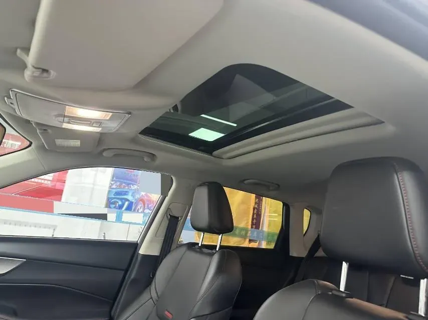 2021 ChangAn CS35 Plus 1.4T 160HP L4 7DCT,autocango,china used car exporter,china ev exporter,chinese used car exporter,chinese used ev exporter