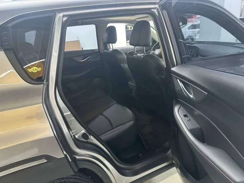 2021 ChangAn CS35 Plus 1.4T 160HP L4 7DCT,autocango,china used car exporter,china ev exporter,chinese used car exporter,chinese used ev exporter