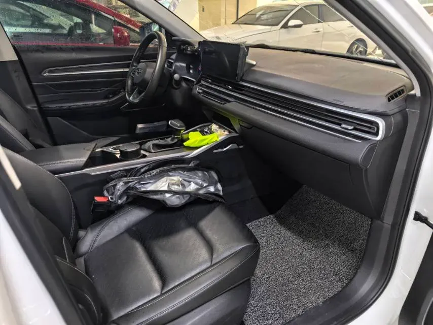 2022 Geely Emgrand 1.5L 114HP L4 CVT,autocango,china used car exporter,china ev exporter,chinese used car exporter,chinese used ev exporter